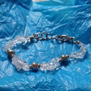 Chic Quartz and Silver Bracelet